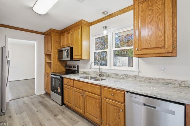 6097 Wiatt ST, Gloucester, VA 23061