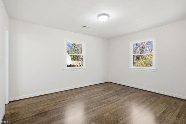 6097 Wiatt ST, Gloucester, VA 23061