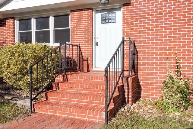 6097 Wiatt ST, Gloucester, VA 23061