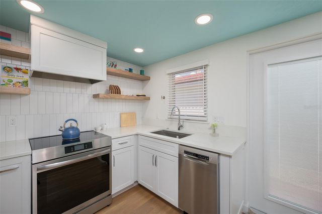 6154 MIDNIGHT PASS ROAD A13, Sarasota, FL 34242