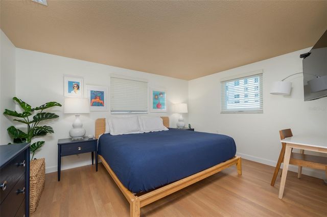 6154 MIDNIGHT PASS ROAD A13, Sarasota, FL 34242