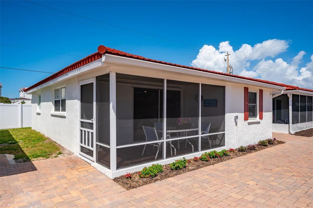 Image 3 of property listing at 6154 MIDNIGHT PASS ROAD A13, Sarasota, FL 34242