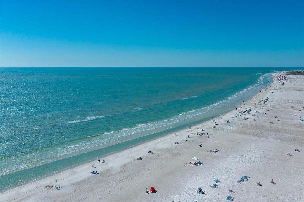 Image 41 of property listing at 6154 MIDNIGHT PASS ROAD A13, Sarasota, FL 34242