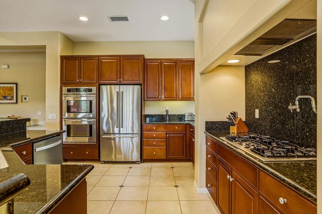 103 Batista Court, Palm Desert, CA 92211