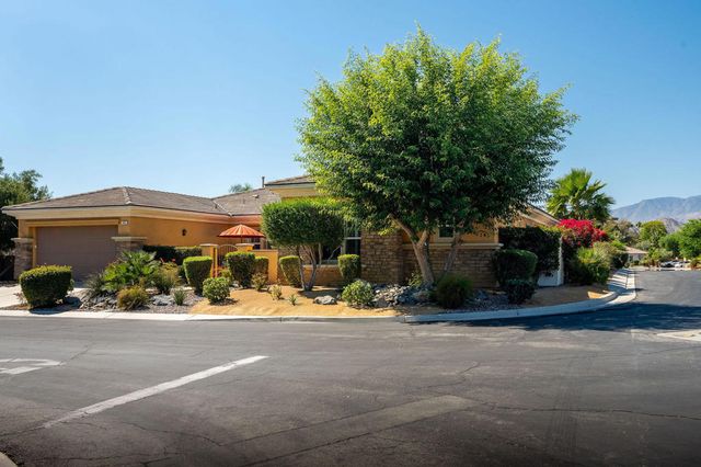 103 Batista Court, Palm Desert, CA 92211