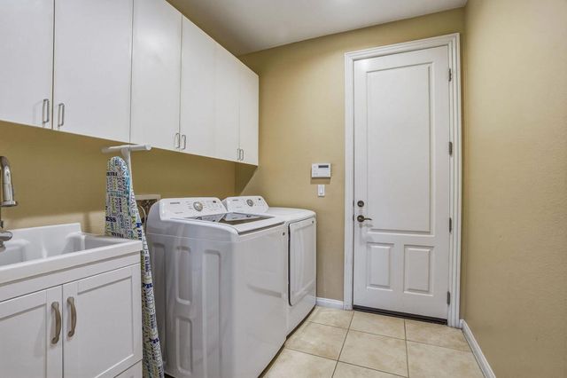 103 Batista Court, Palm Desert, CA 92211
