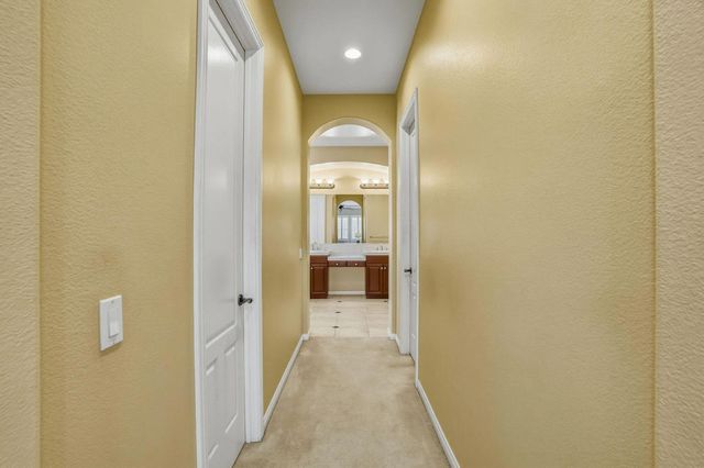 103 Batista Court, Palm Desert, CA 92211