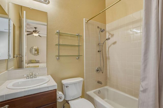 103 Batista Court, Palm Desert, CA 92211