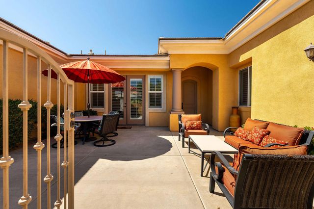 103 Batista Court, Palm Desert, CA 92211