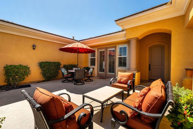 103 Batista Court, Palm Desert, CA 92211