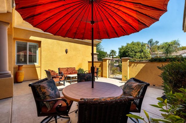 103 Batista Court, Palm Desert, CA 92211