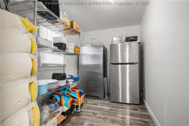 218 3rd Avenue, St Albans, WV 25177