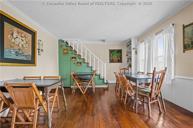 218 3rd Avenue, St Albans, WV 25177