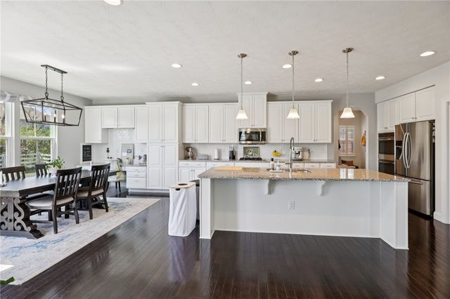 10276 Benjamin Way, Centerville, OH 45458