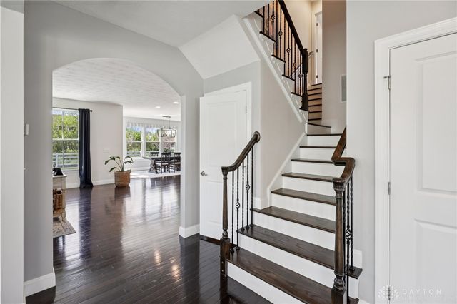 10276 Benjamin Way, Centerville, OH 45458