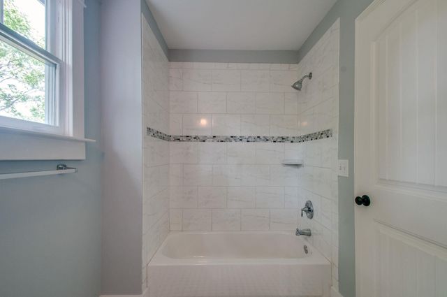 1306 Douglas Ave, Nashville, TN 37206