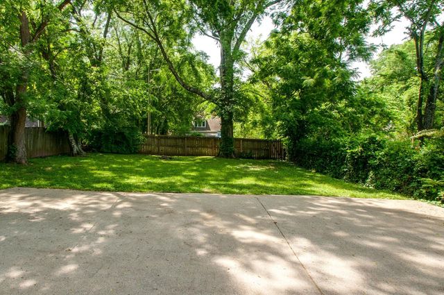 1306 Douglas Ave, Nashville, TN 37206