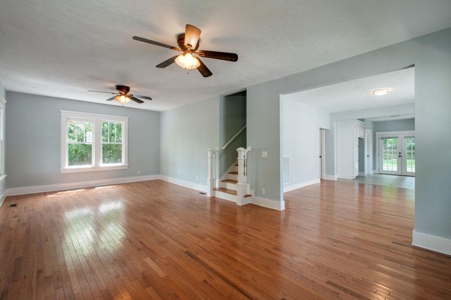 1306 Douglas Ave, Nashville, TN 37206