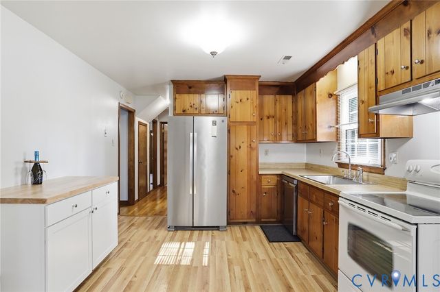 916 Hartford Ln, Richmond, VA 23236