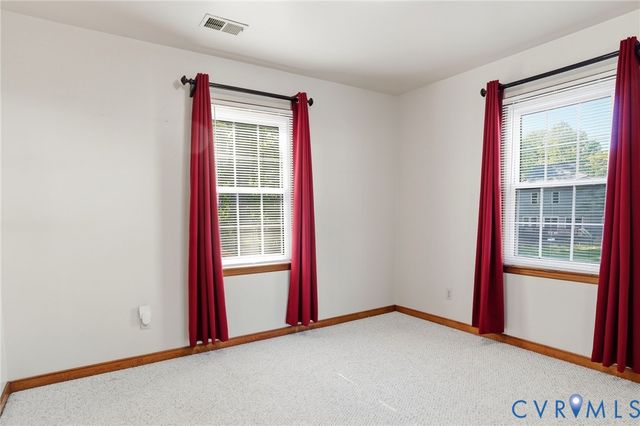 916 Hartford Ln, Richmond, VA 23236
