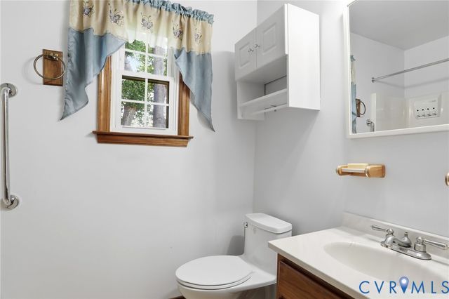 916 Hartford Ln, Richmond, VA 23236