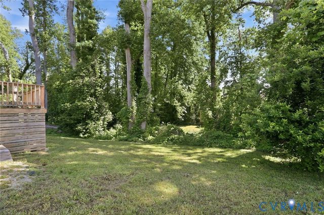 916 Hartford Ln, Richmond, VA 23236