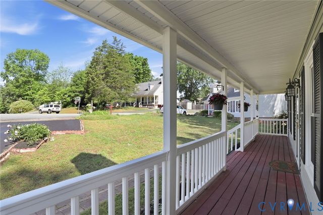 916 Hartford Ln, Richmond, VA 23236
