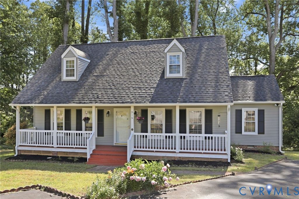 916 Hartford Ln, Richmond, VA 23236