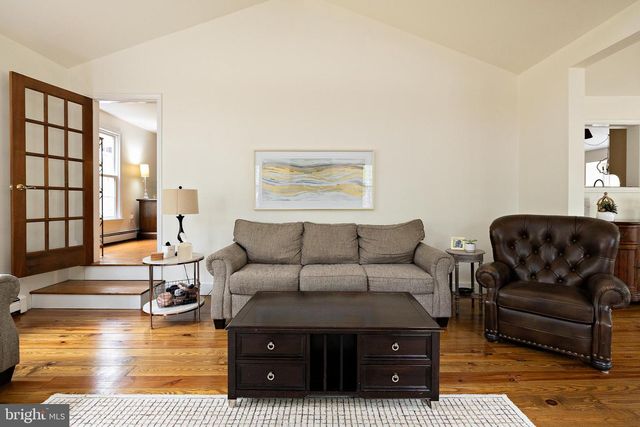 4 GOOD INTENT RD, Voorhees, NJ 08043