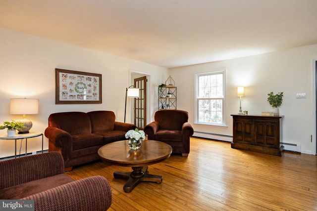 4 GOOD INTENT RD, Voorhees, NJ 08043