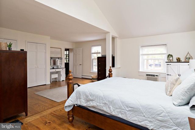 4 GOOD INTENT RD, Voorhees, NJ 08043