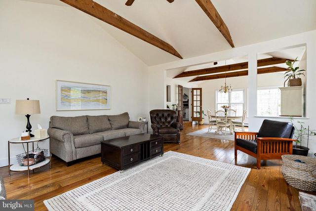 4 GOOD INTENT RD, Voorhees, NJ 08043