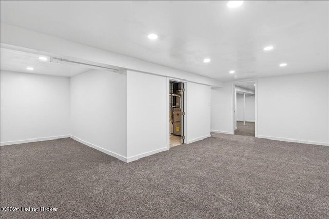 2000 Bartholomew Dr, Louisville, KY 40218