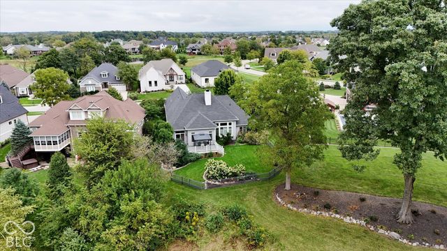 16335 La Paloma, Noblesville, IN 46060