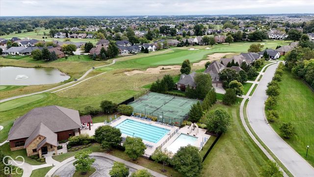 16335 La Paloma, Noblesville, IN 46060