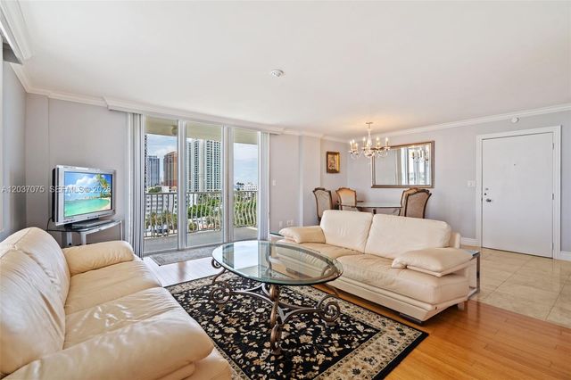 1 Las Olas Circle 809, Fort Lauderdale, FL 33316