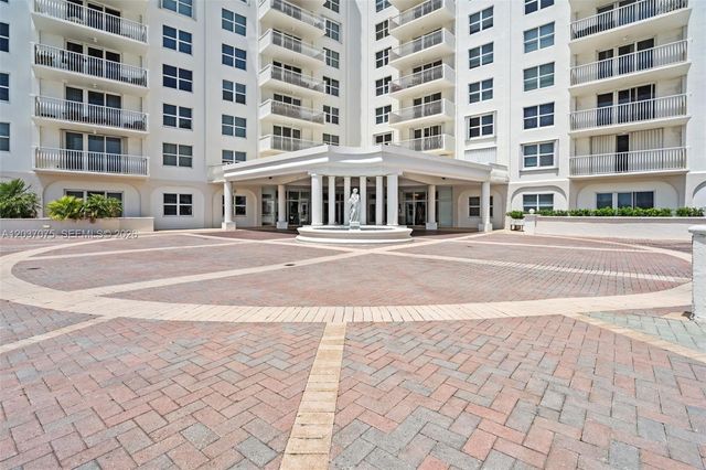 1 Las Olas Circle 809, Fort Lauderdale, FL 33316