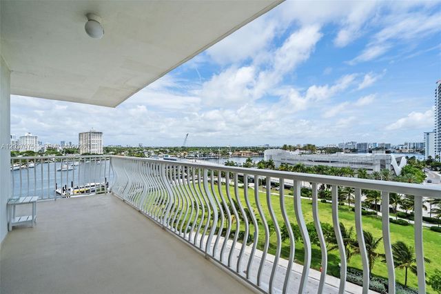 1 Las Olas Circle 809, Fort Lauderdale, FL 33316