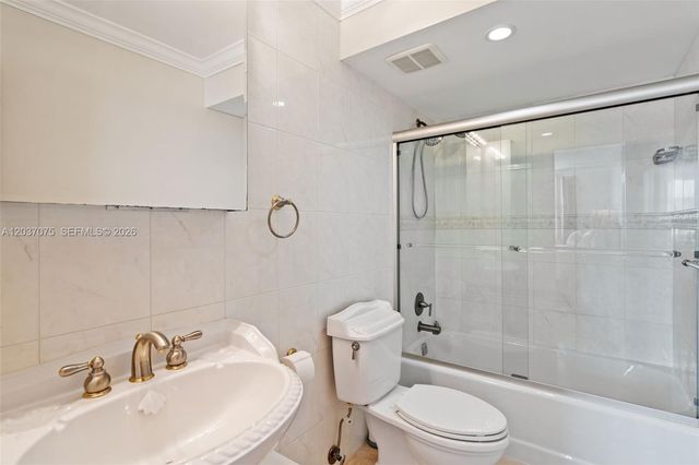 1 Las Olas Circle 809, Fort Lauderdale, FL 33316