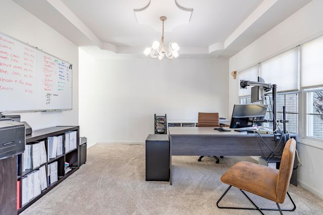 5037 E 70th Avenue, Schererville, IN 46375