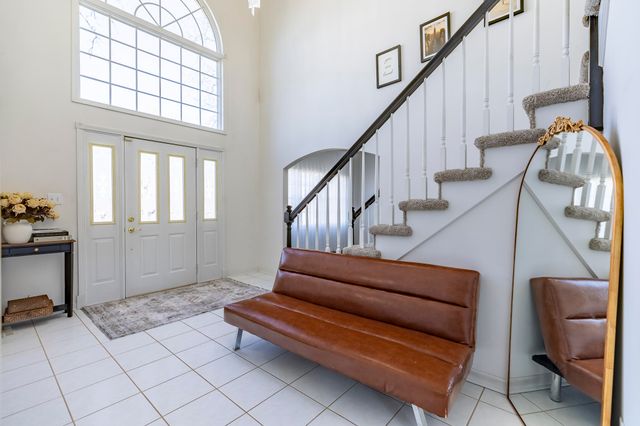 5037 E 70th Avenue, Schererville, IN 46375