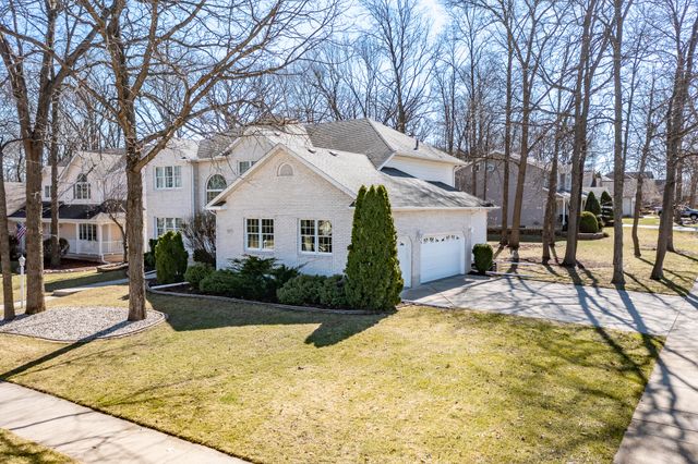 5037 E 70th Avenue, Schererville, IN 46375