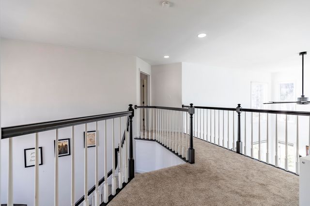 5037 E 70th Avenue, Schererville, IN 46375