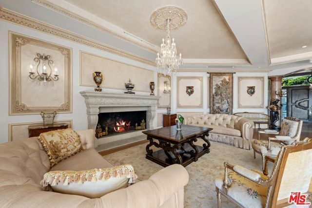 1575 Alexis Place, Beverly Hills, CA 90210