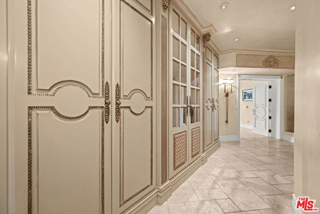 1575 Alexis Place, Beverly Hills, CA 90210