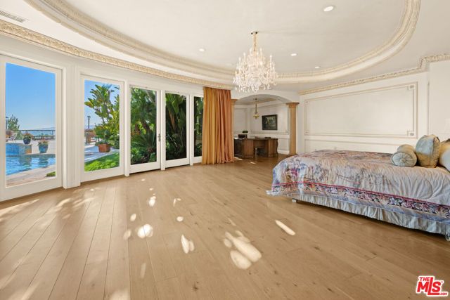 1575 Alexis Place, Beverly Hills, CA 90210