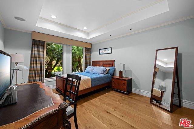1575 Alexis Place, Beverly Hills, CA 90210