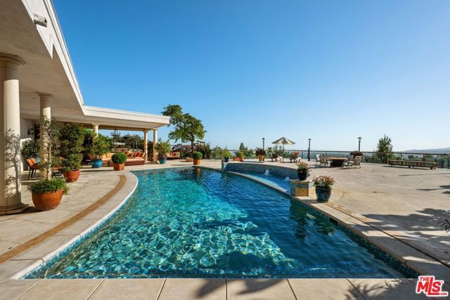 1575 Alexis Place, Beverly Hills, CA 90210
