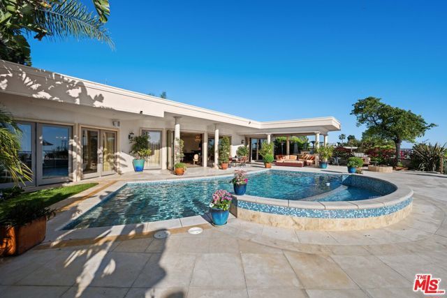 1575 Alexis Place, Beverly Hills, CA 90210