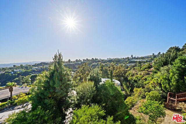 1575 Alexis Place, Beverly Hills, CA 90210